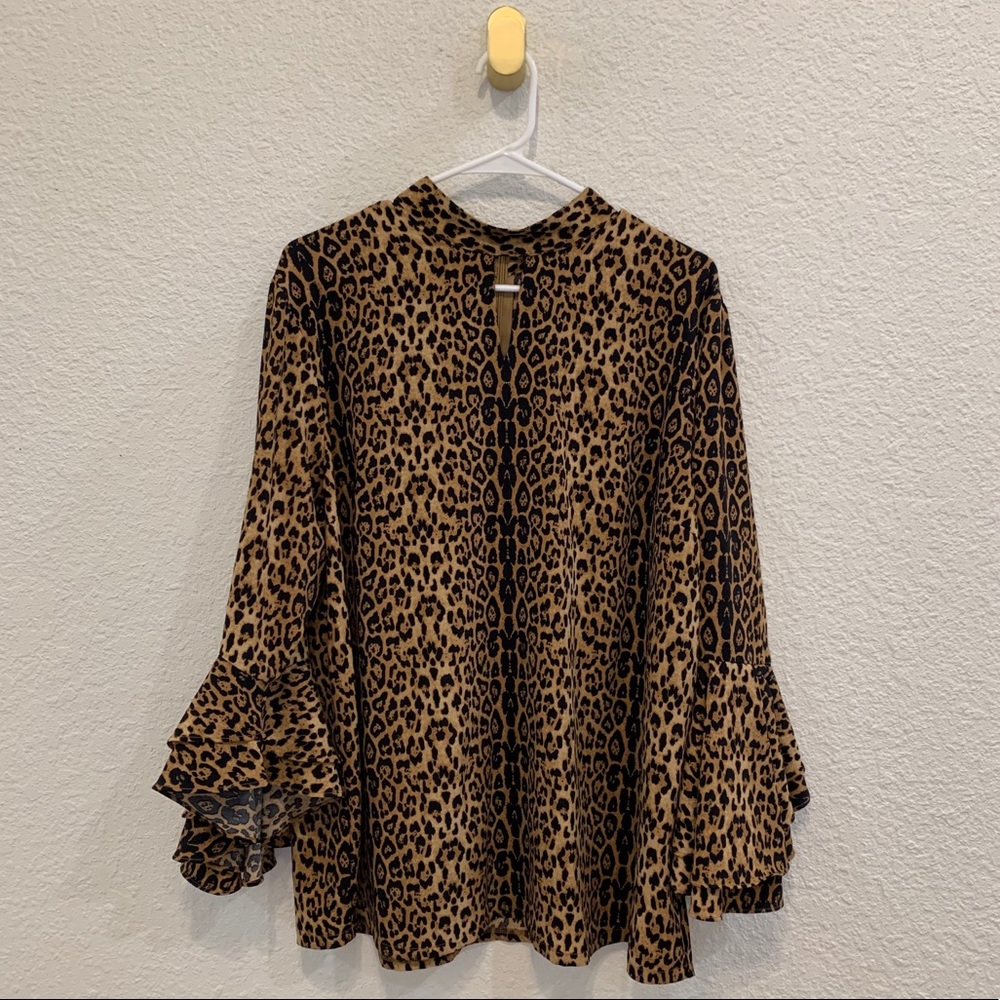 PETER NYGARD Leopard Print Blouse